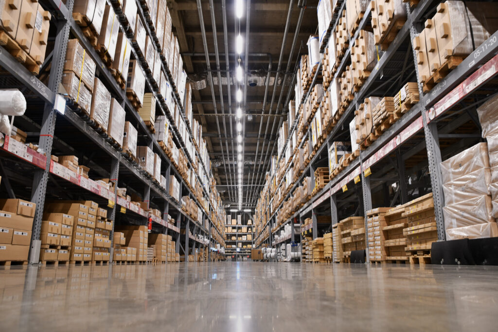 It,Is,A,Warehouse,Of,A,Large-scale,Shopping,Center